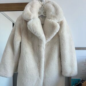 NOIZE faux fur jacket in cream